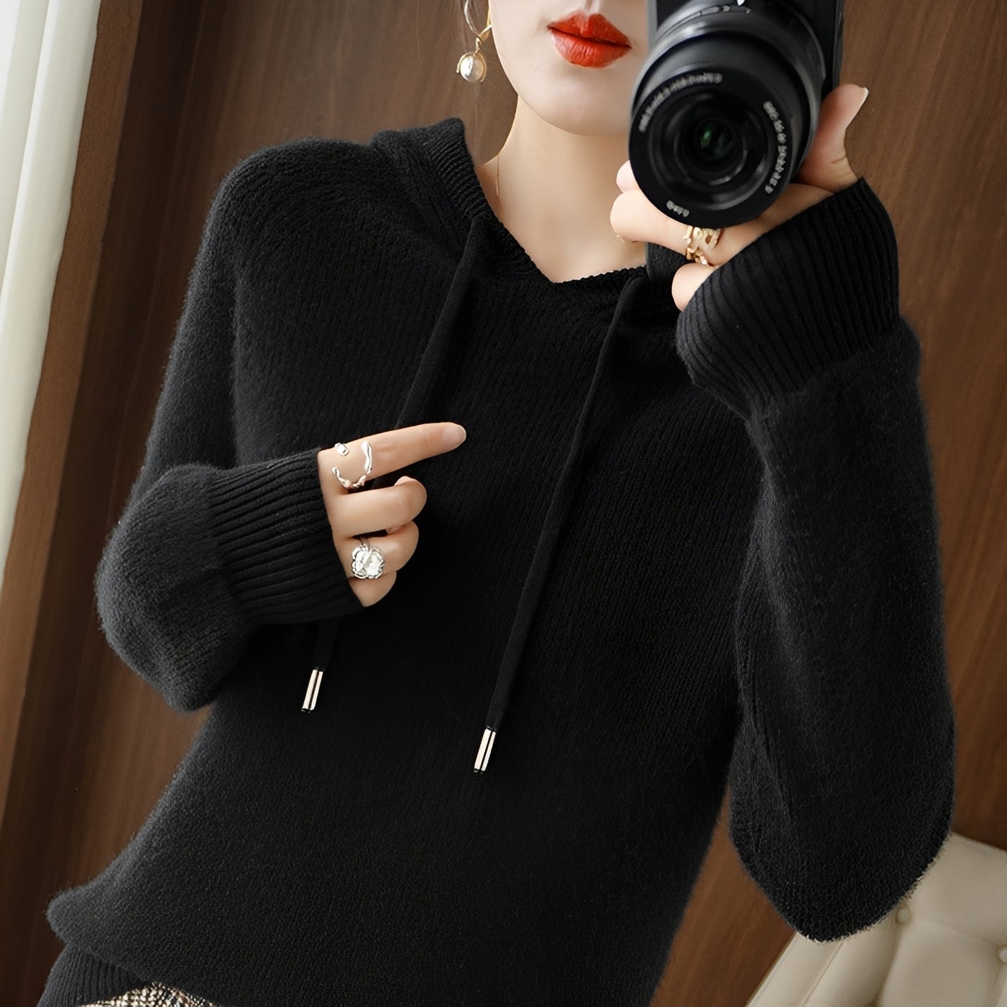 Bonnie - Hoodie moderne en laine tricotée pour femmes