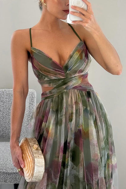 Alina – Long dress with V-neckline for wedding guests