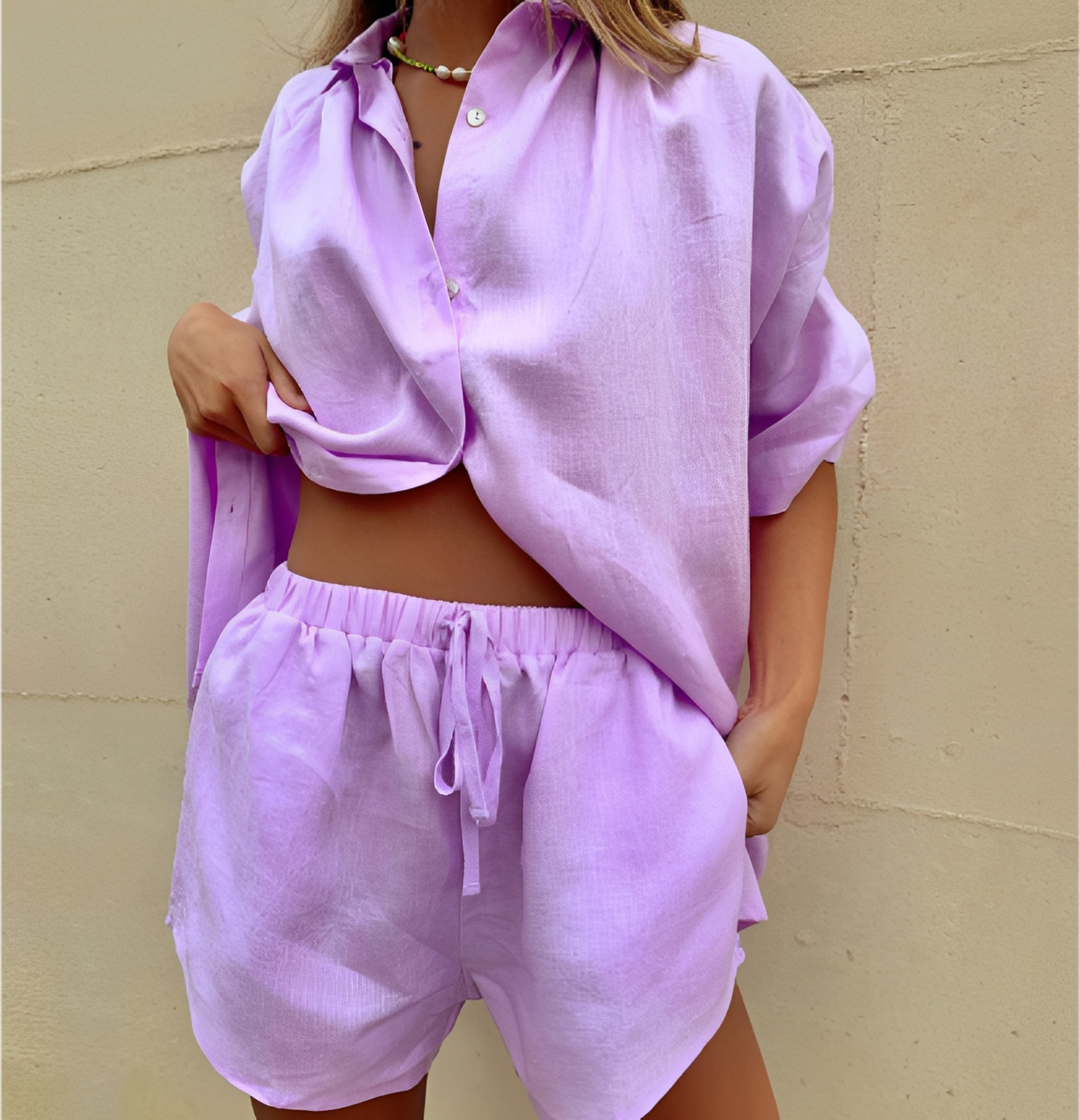 Abbie - Ensemble cool avec chemise large et shorts pour femmes