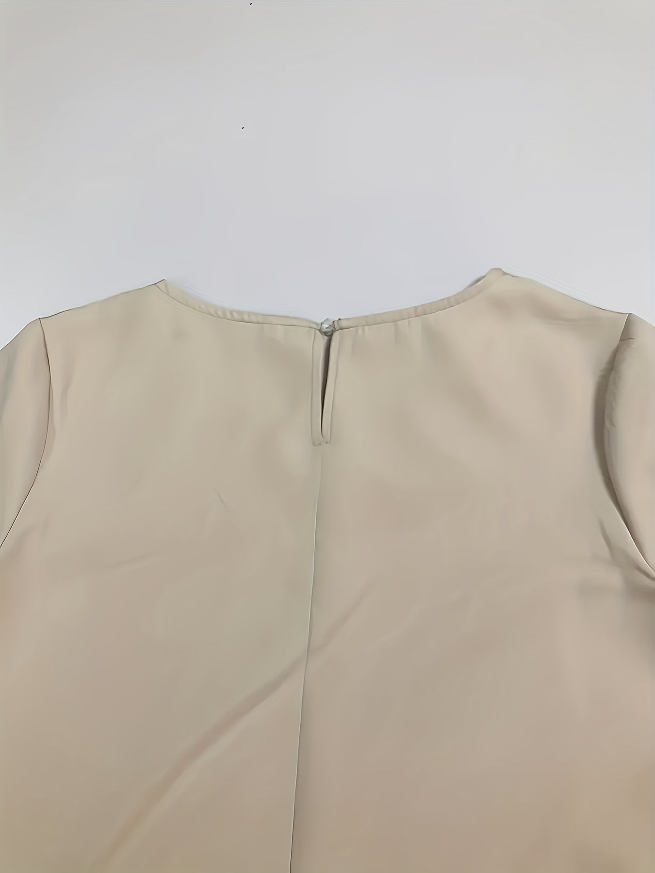 Laure – Soft Dress with Straight Cut and Timeless Style