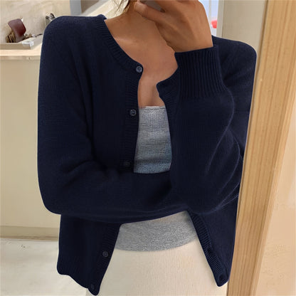 Millie - Zeitgemäßer Damenstrickjacke