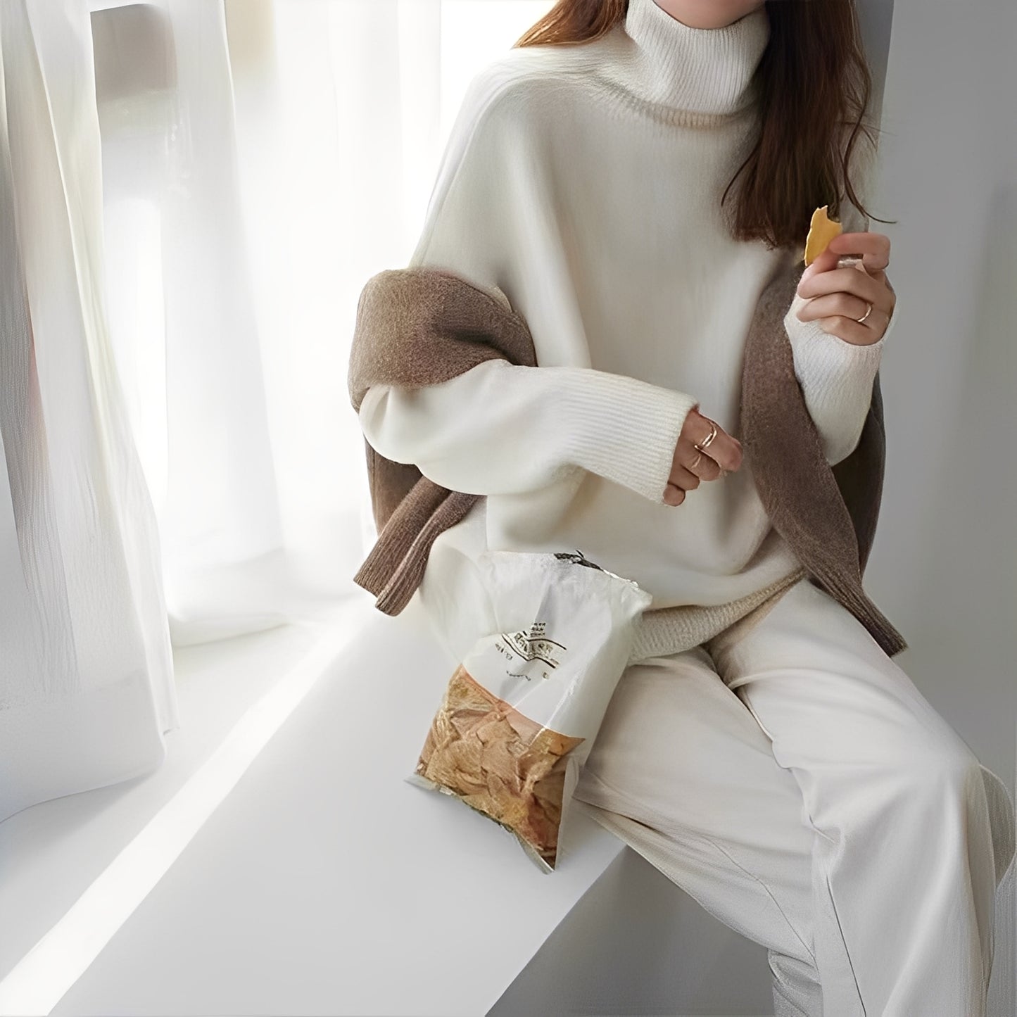 Clémentine - Élégant pull à col roulé pour femme