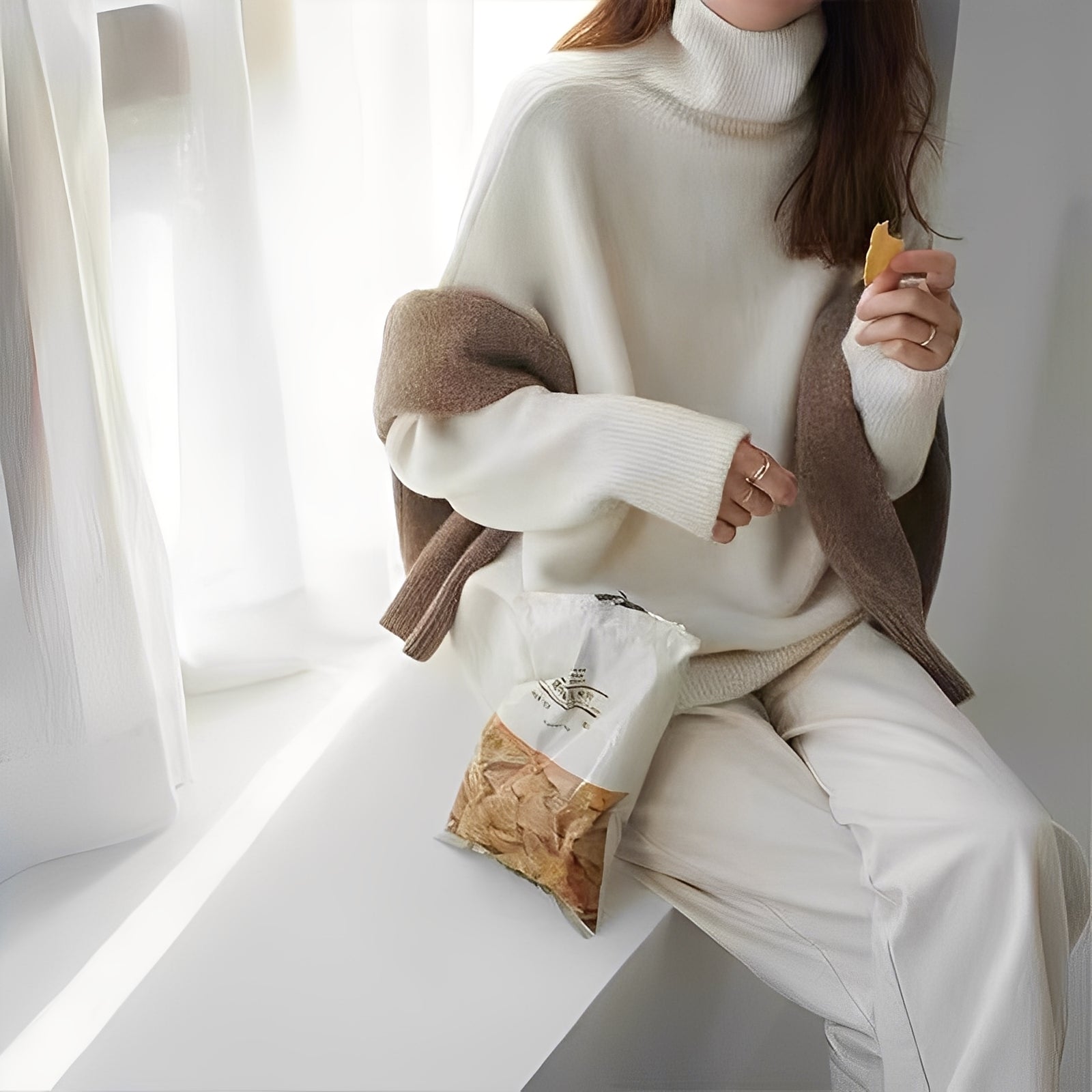Clémentine - Élégant pull à col roulé pour femme