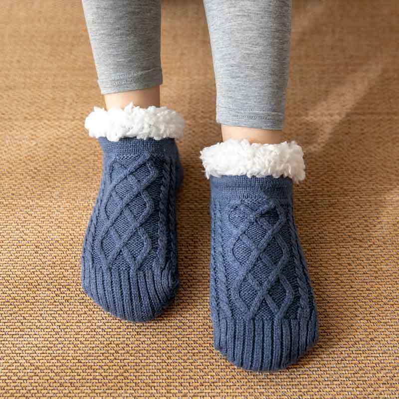 Raquel - Chaussettes peluche douces avec semelle antidérapante pour femmes en hiver
