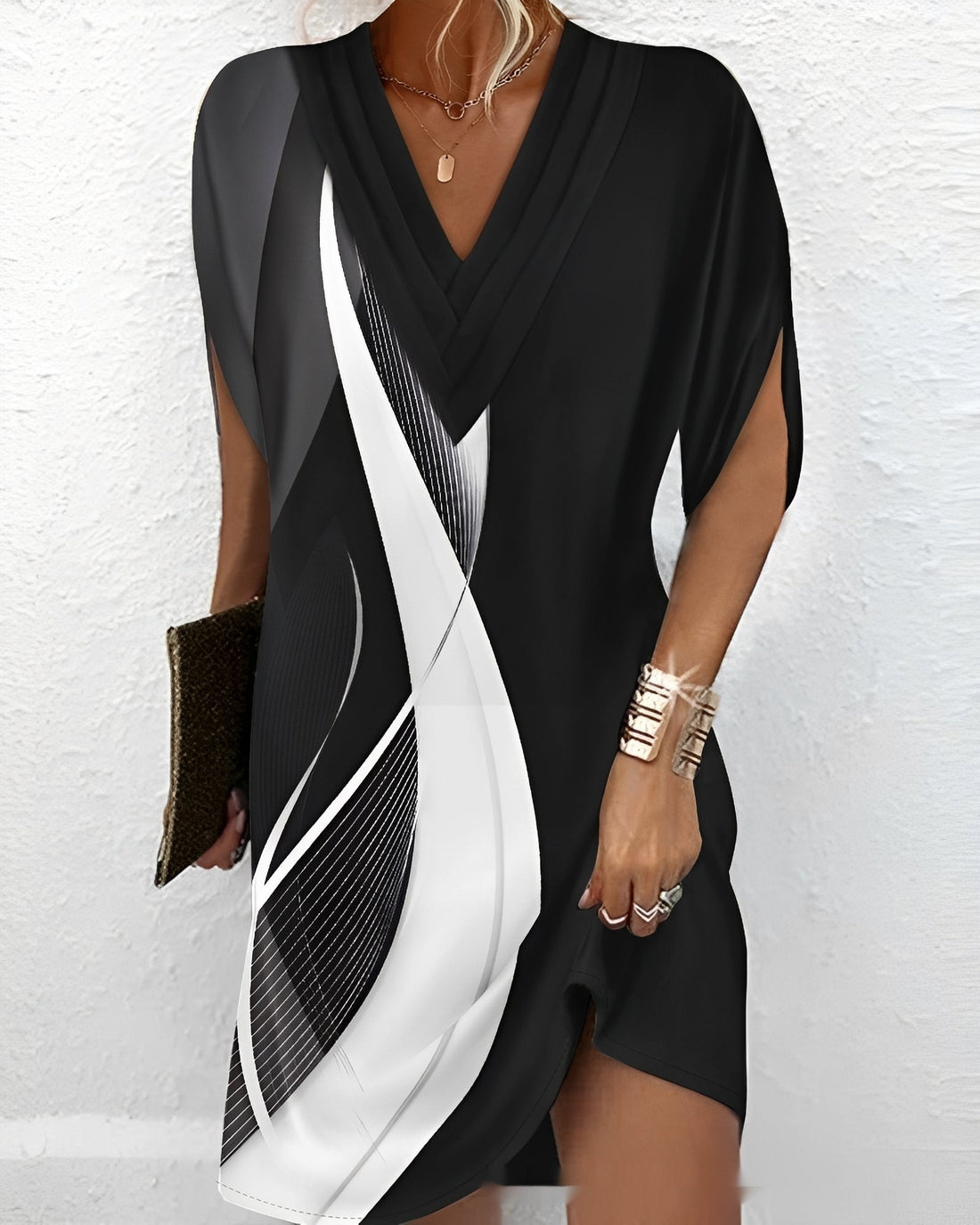 Amelia - Robe plissée avec manches fendues pour femmes