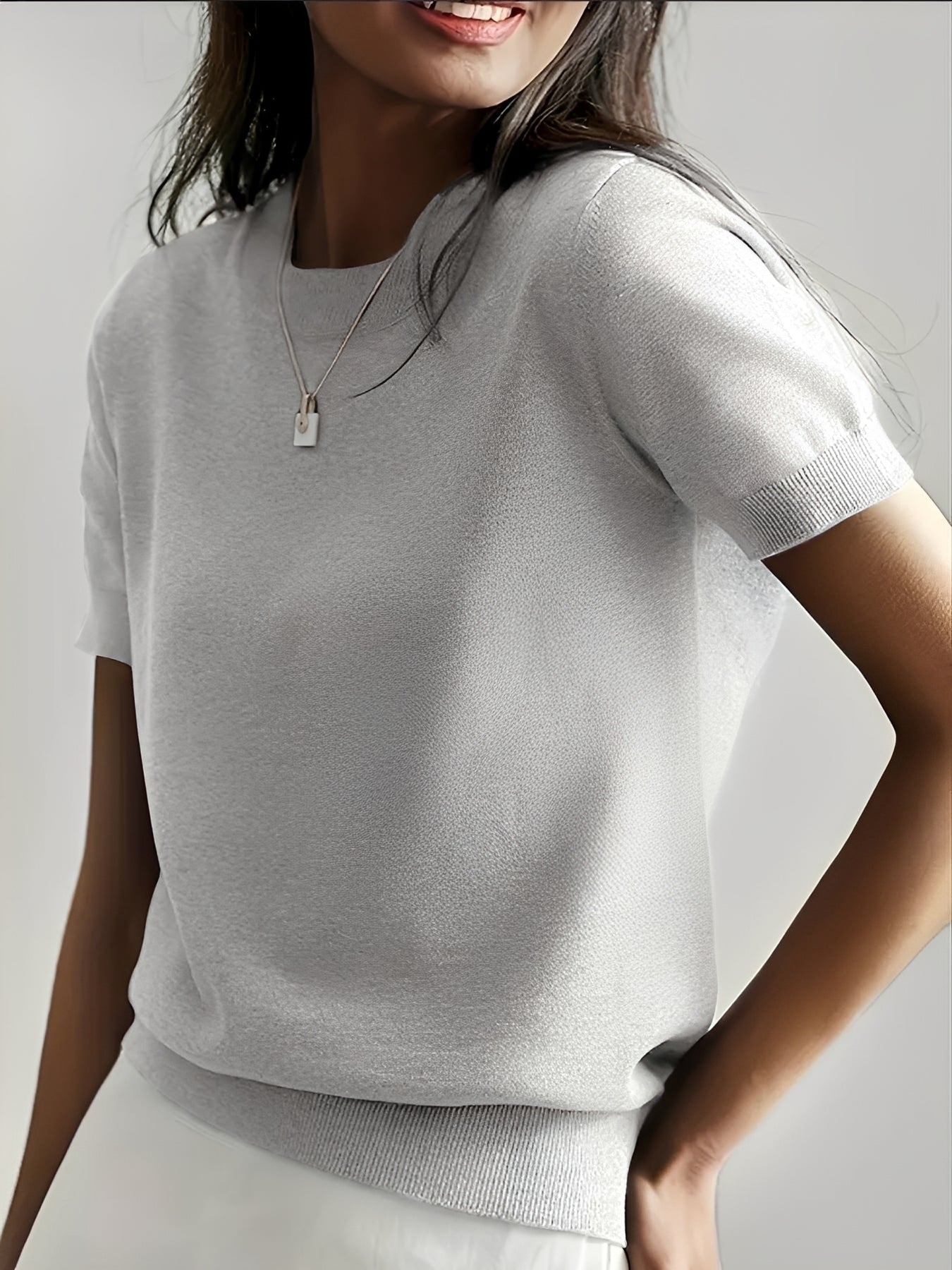 Molly - Blouse douce et relax à manches courtes pour femmes