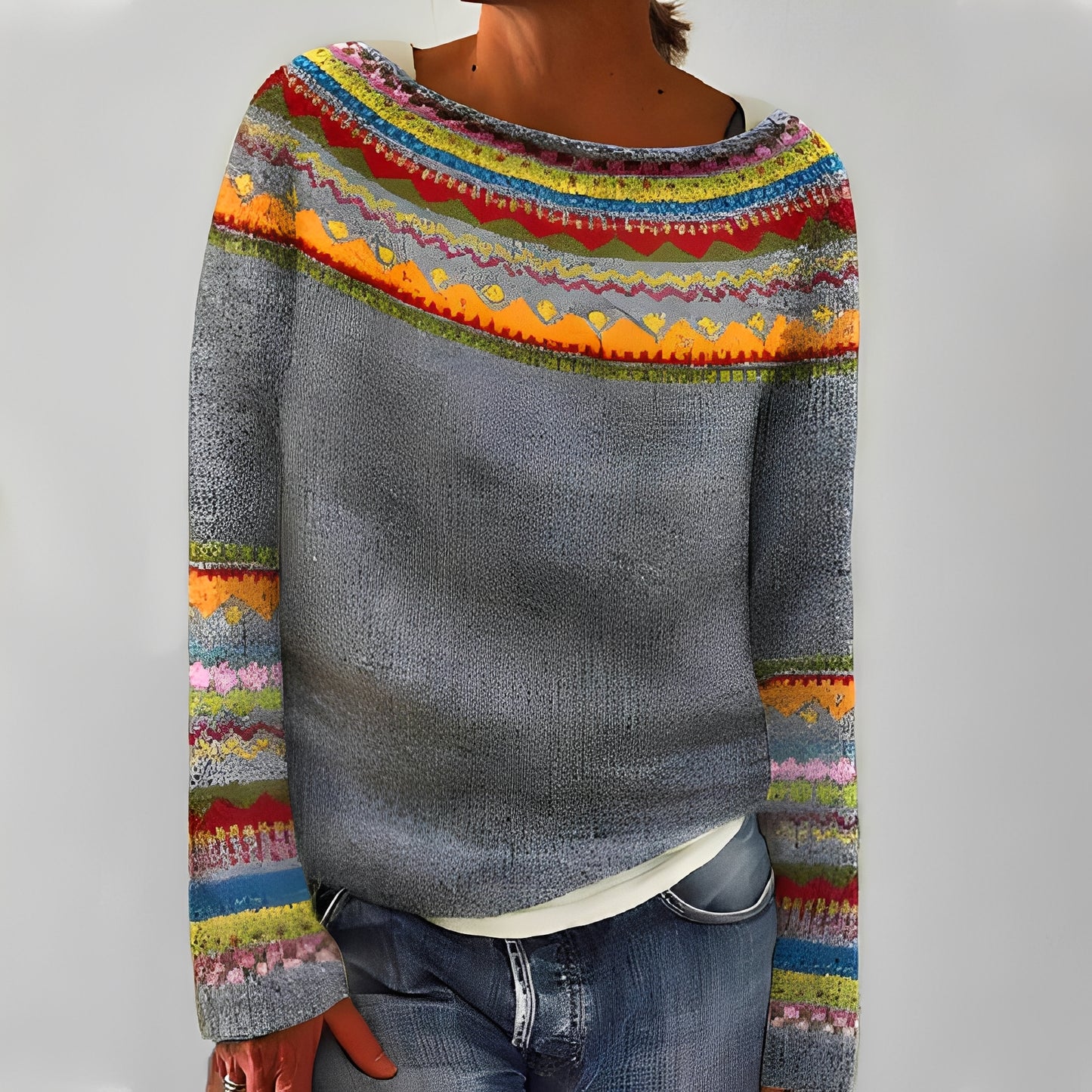 Flavienne - Simple winter sweater with round neck for women