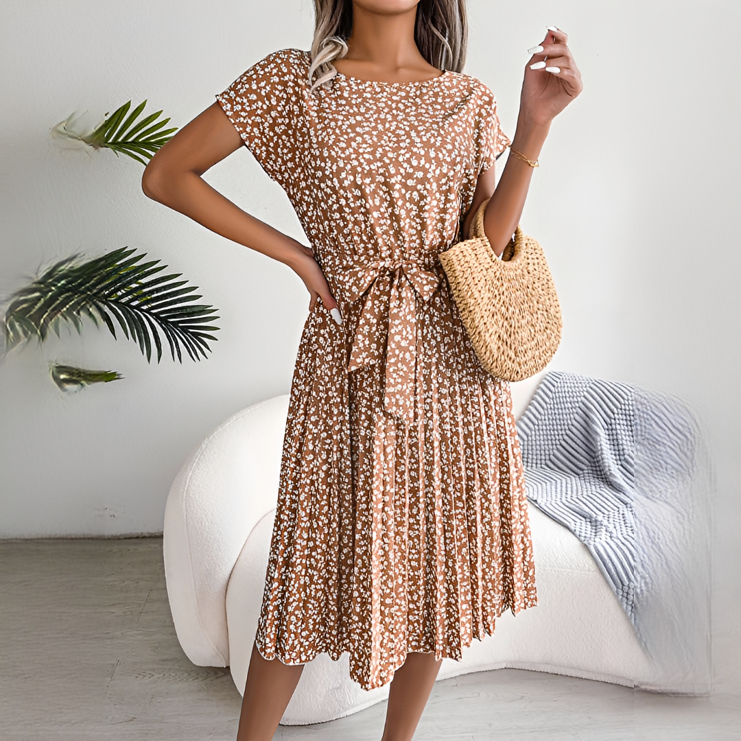 Lyka - Robe d'été élégante à manches courtes pour femme