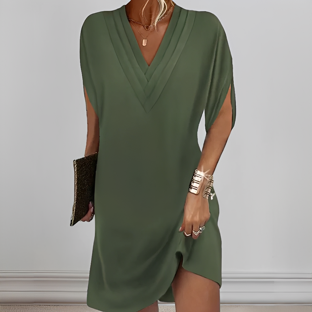 Jazlynn - Robe plissée à manches chauve-souris