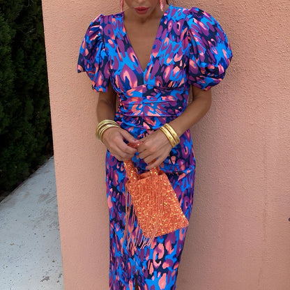 Stacey - Elegant fitted dress with pattern for women