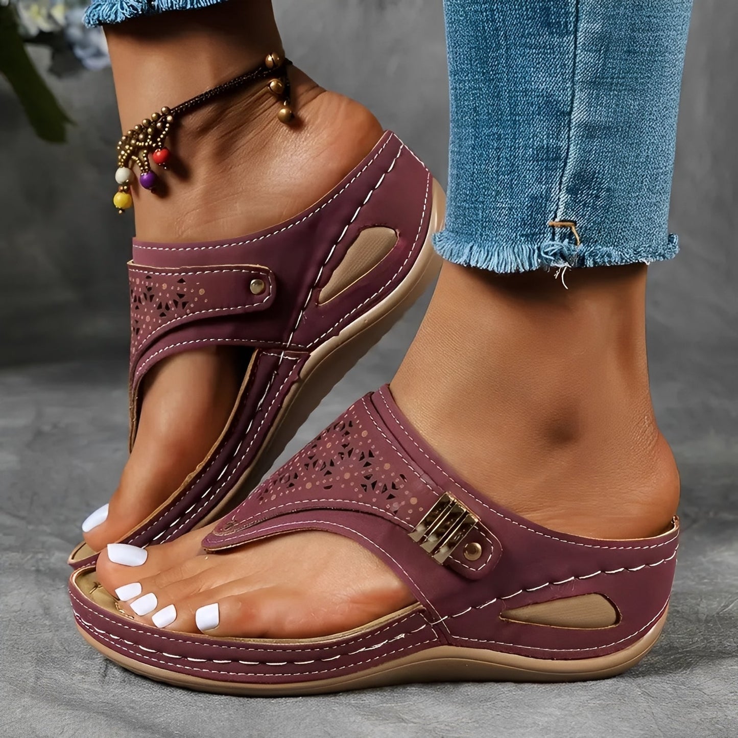 Jamie - Casual Roman-style sandals with wedge heel for women