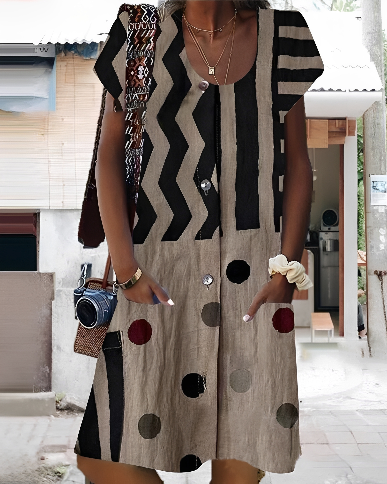 Melinda - Robe mini boutonnée élégante