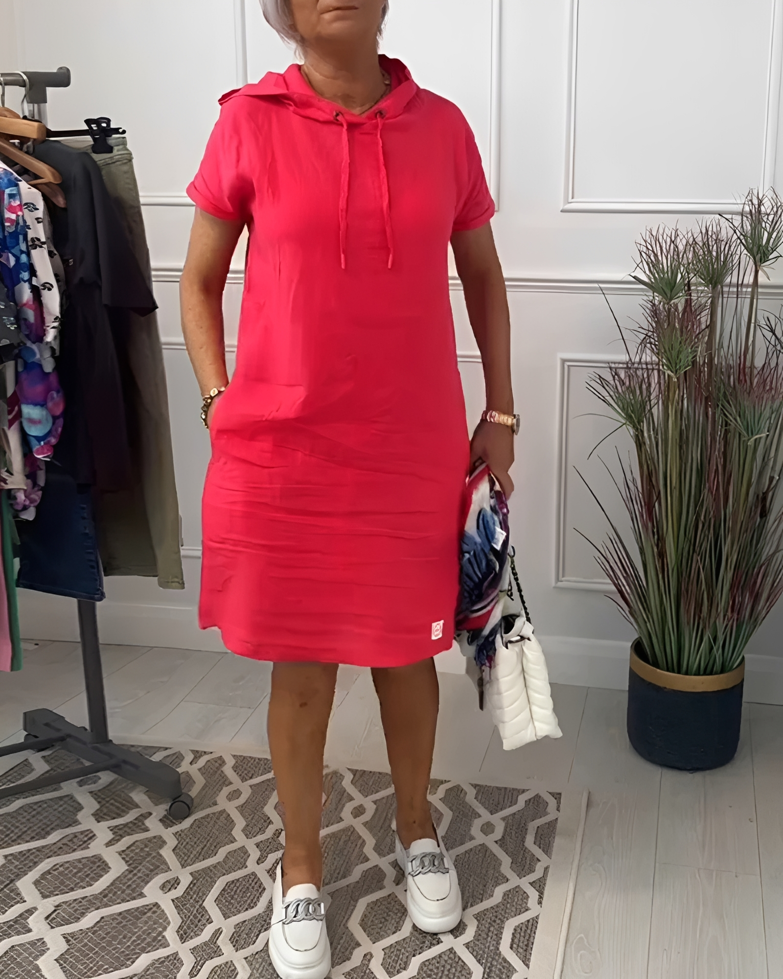 Tasha - Robe Midi Décontractée à Capuche