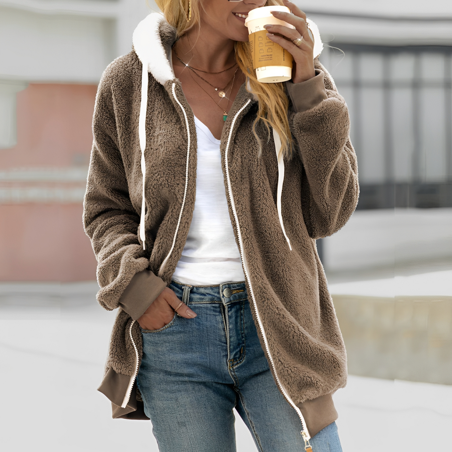 Chloe - Warm hooded jacket for women with sherpa lining