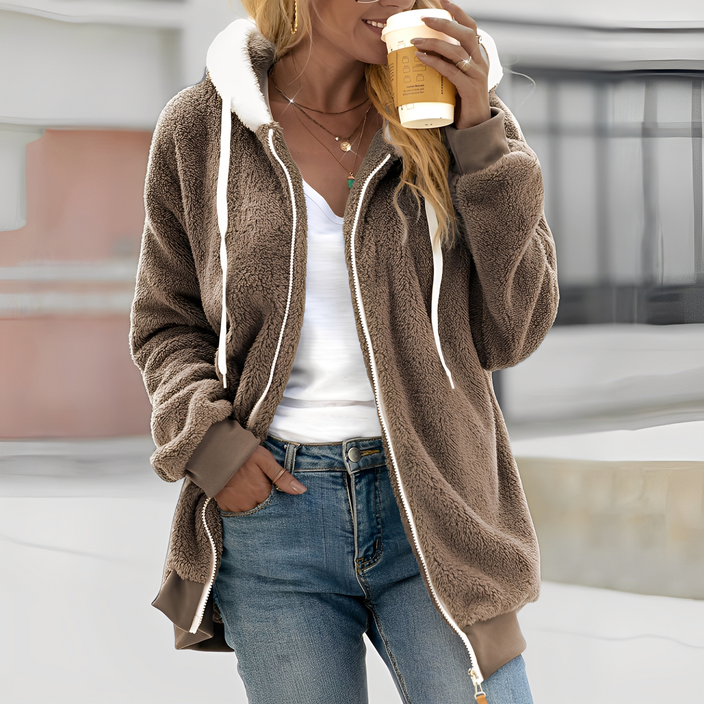 Rheanna - Doux manteau en polaire à capuche pour femmes