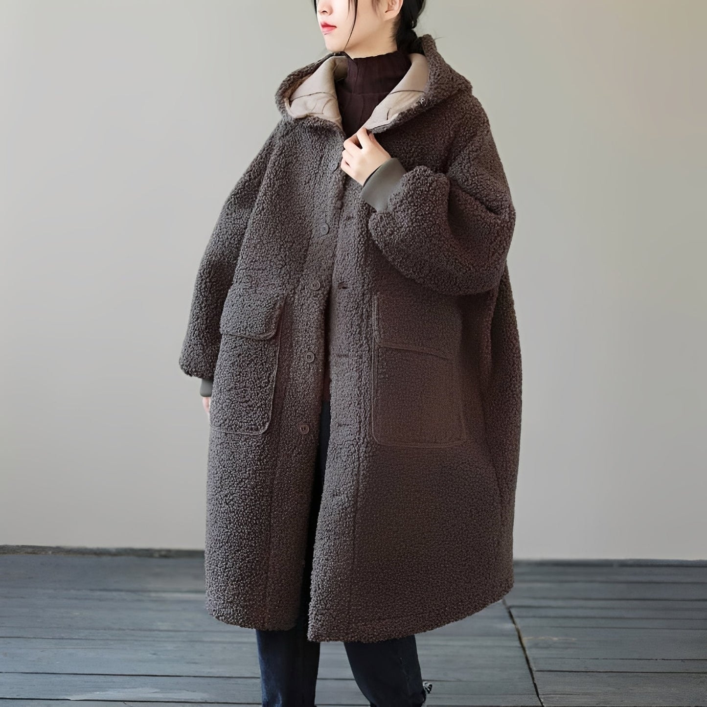 Sophie - Manteau en fausse fourrure ample avec capuche pour femmes