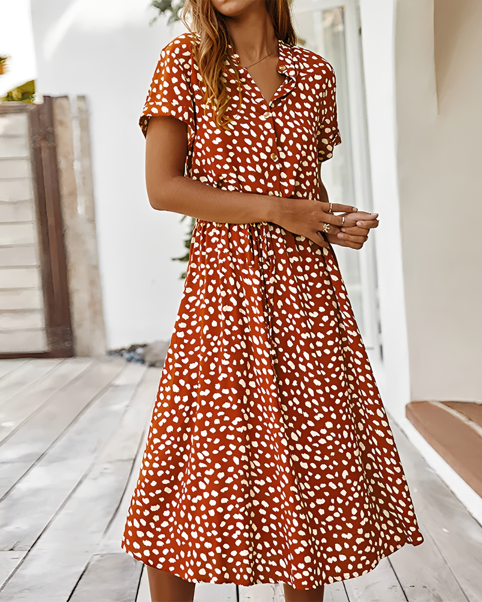 Shannon - Robe midi élégante à col en V