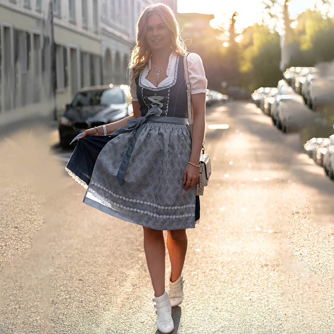 Ferma - Une robe élégante et chic pour femme