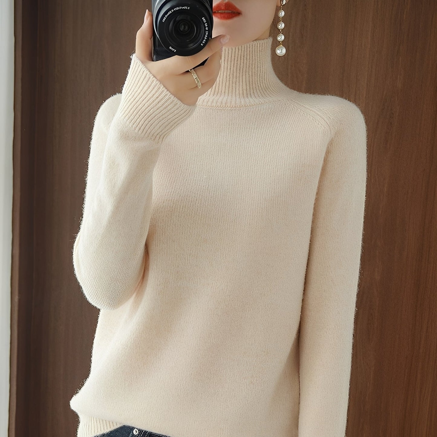 Rachel - Sweater for women with elegant turtleneck collar
