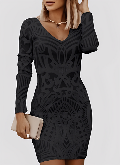 Caitlyn - Longue robe ajustée à manches pour femme élégante