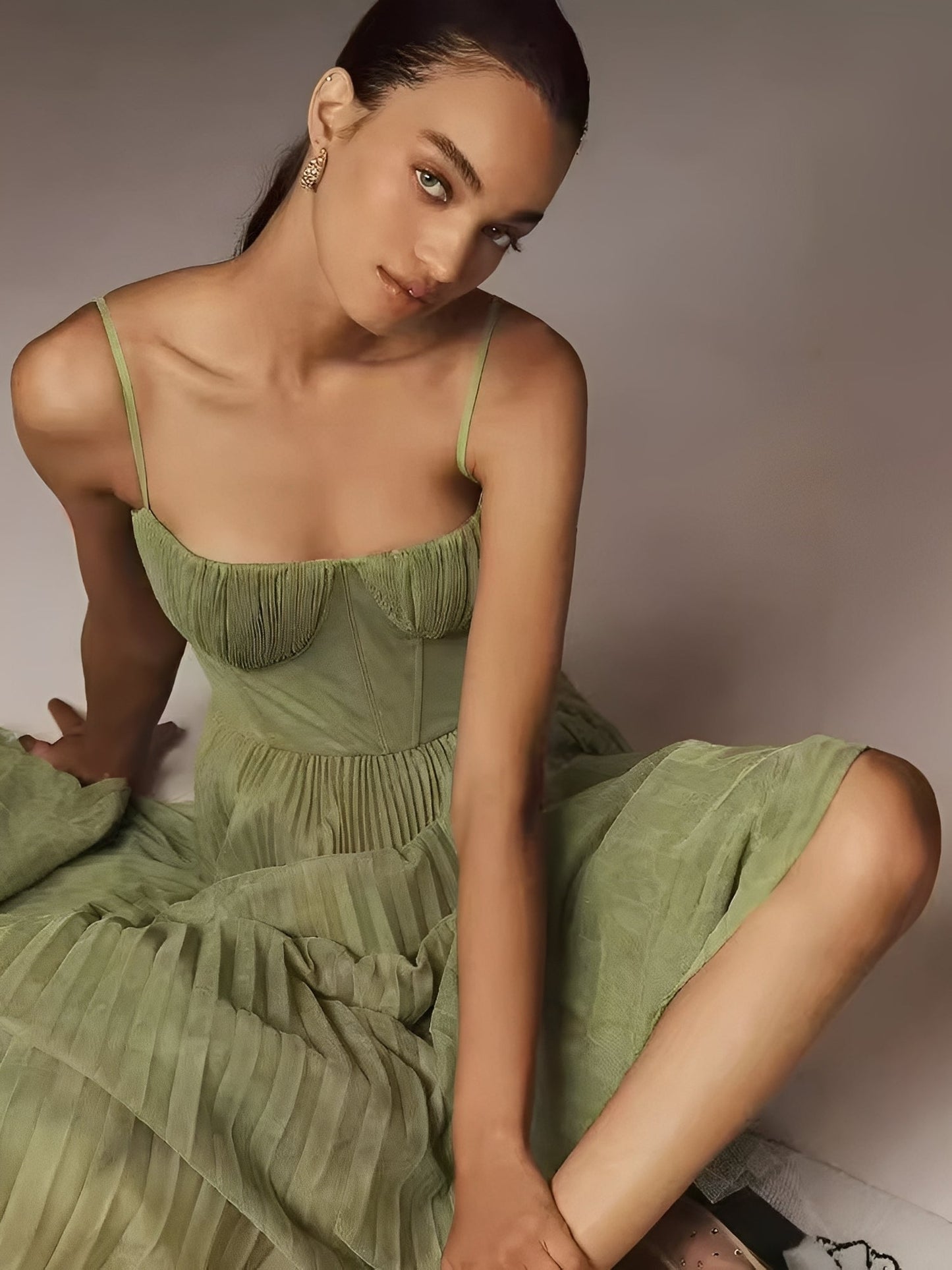 Karen - Elegantes, plissiertes Midi-Rückenfreies Kleid für Damen