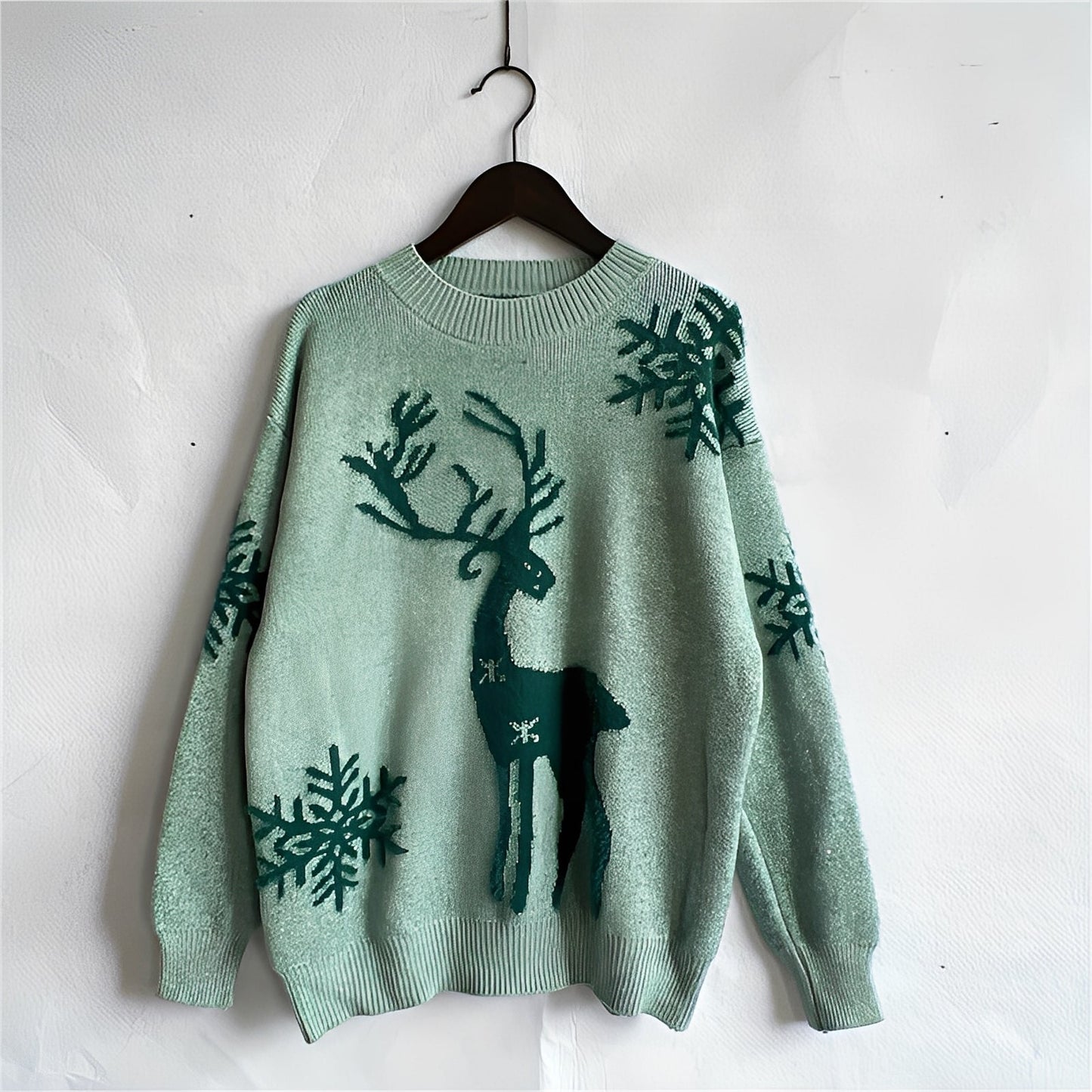 Charlotte - Elegant patterned Christmas sweater for women