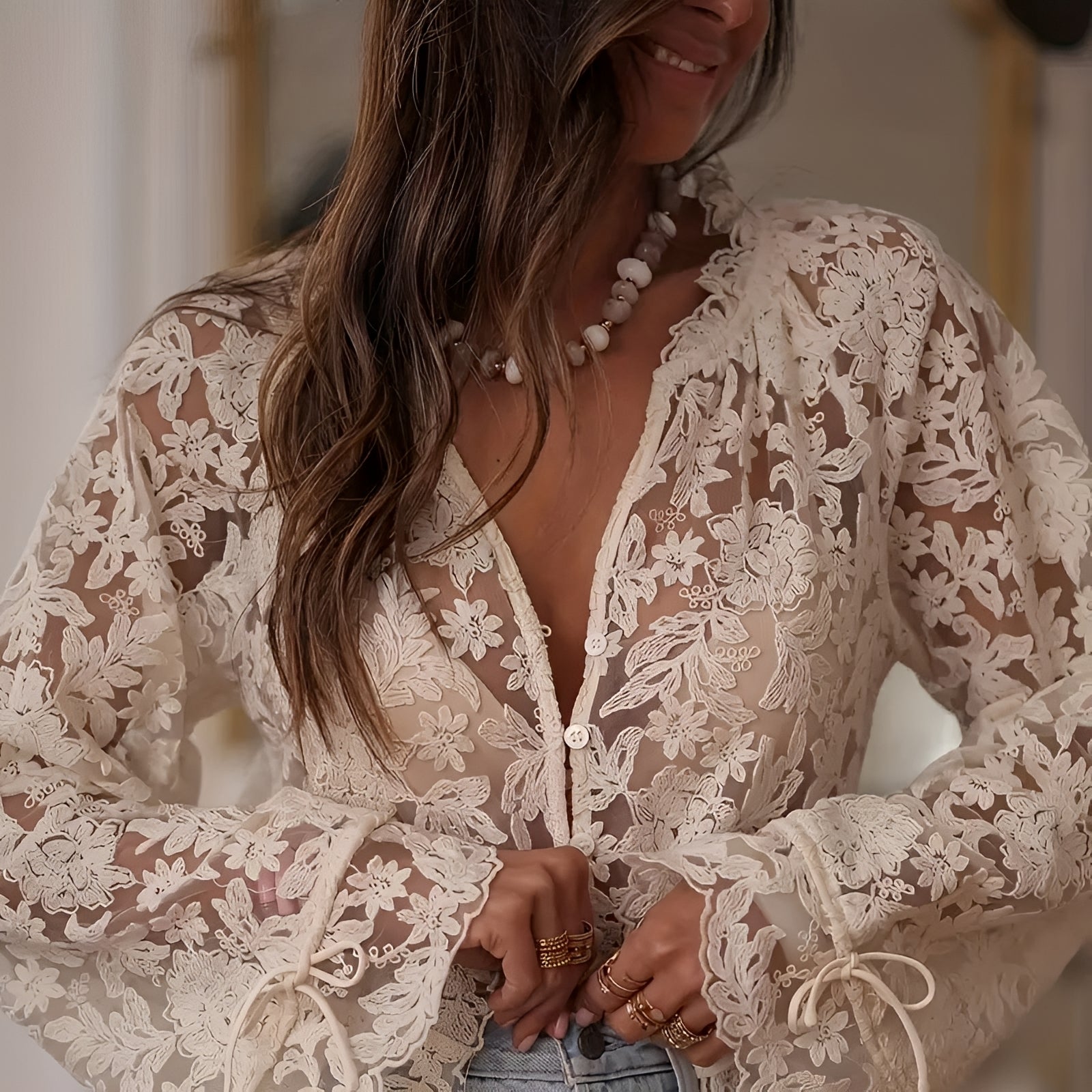 Alexia - Chemisier Raffiné avec Broderies Florales