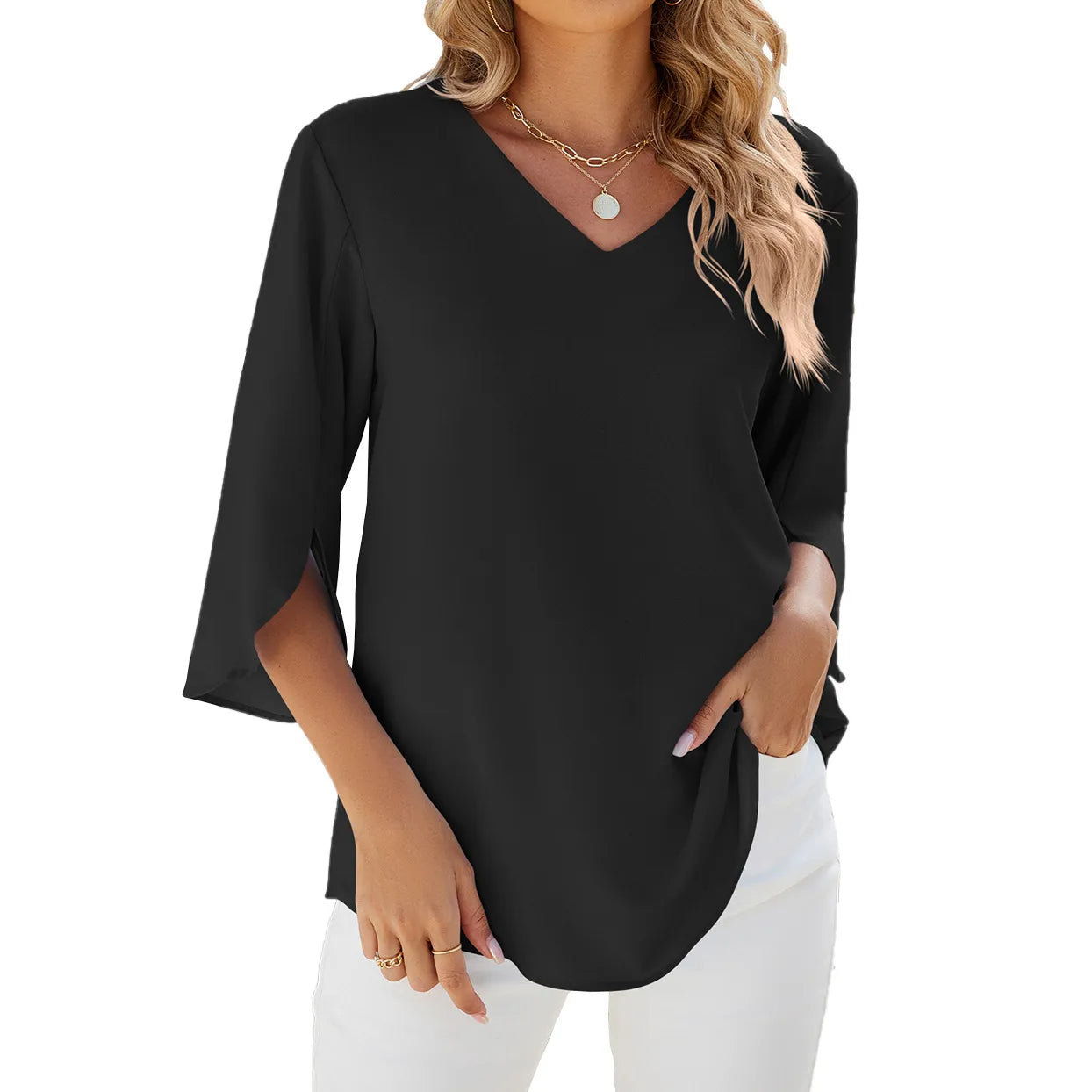 Caetana – Blouse in sheer fabric with short sleeves and V-neckline