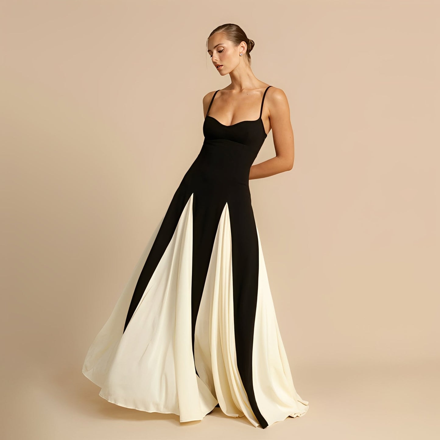 Eloise - Elegant dress with slanting stripes for women