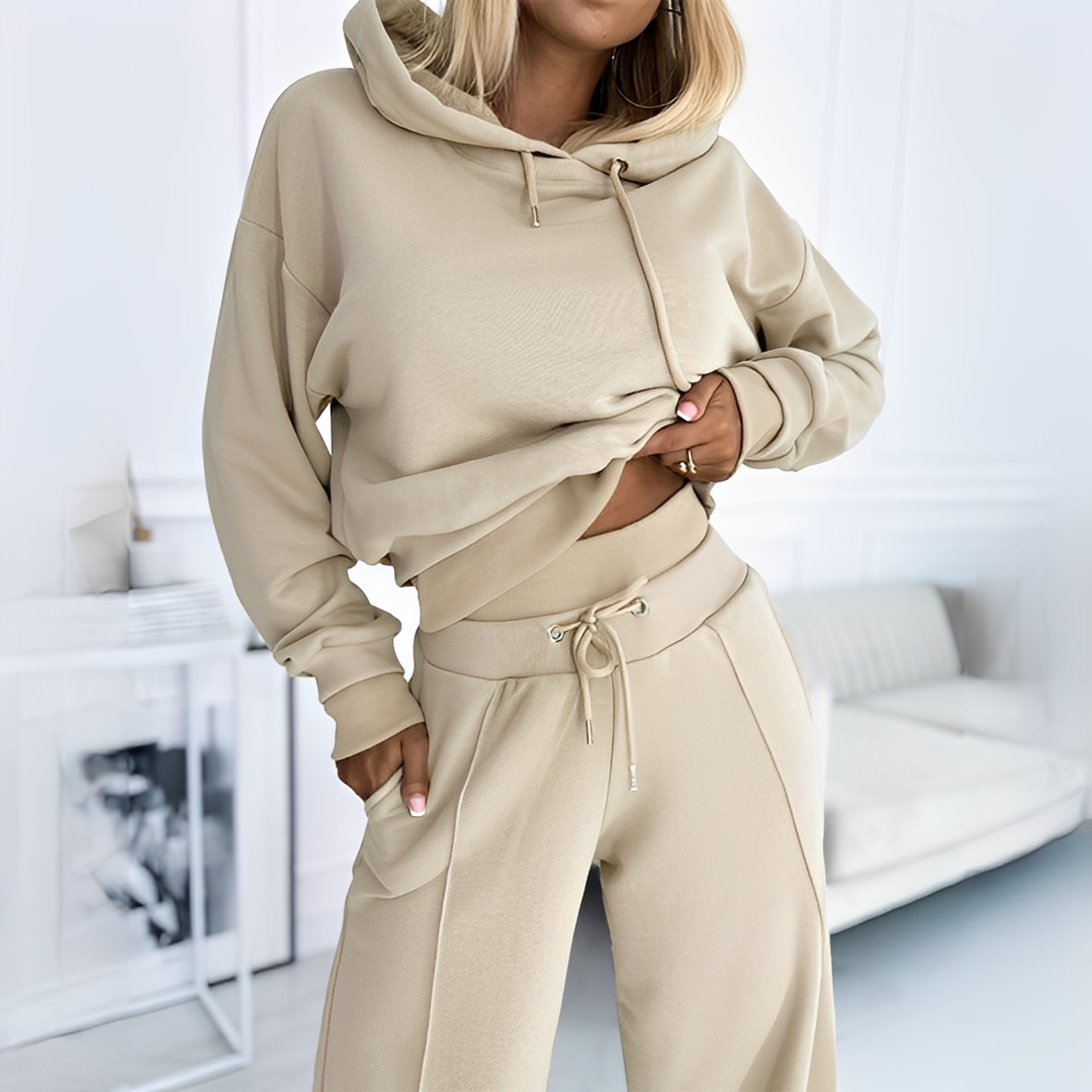 Darnie - Damenanzug mit Kapuzenpullover und Hose