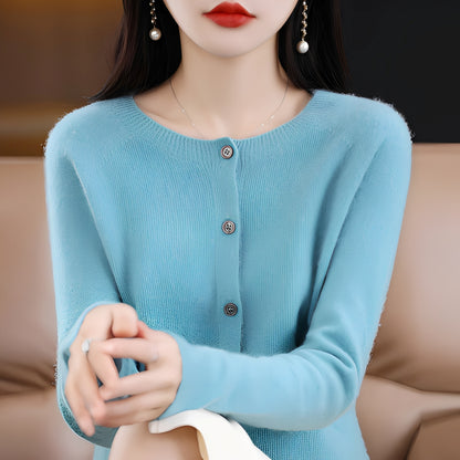 Haydée - Elegant buttoned sweater for women