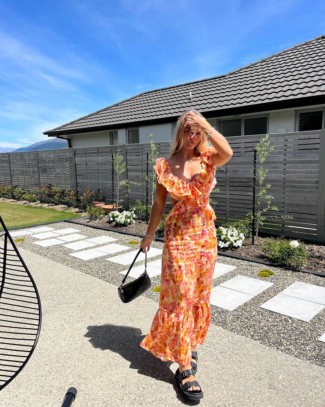 Isolde – Robe Ajustée Florale