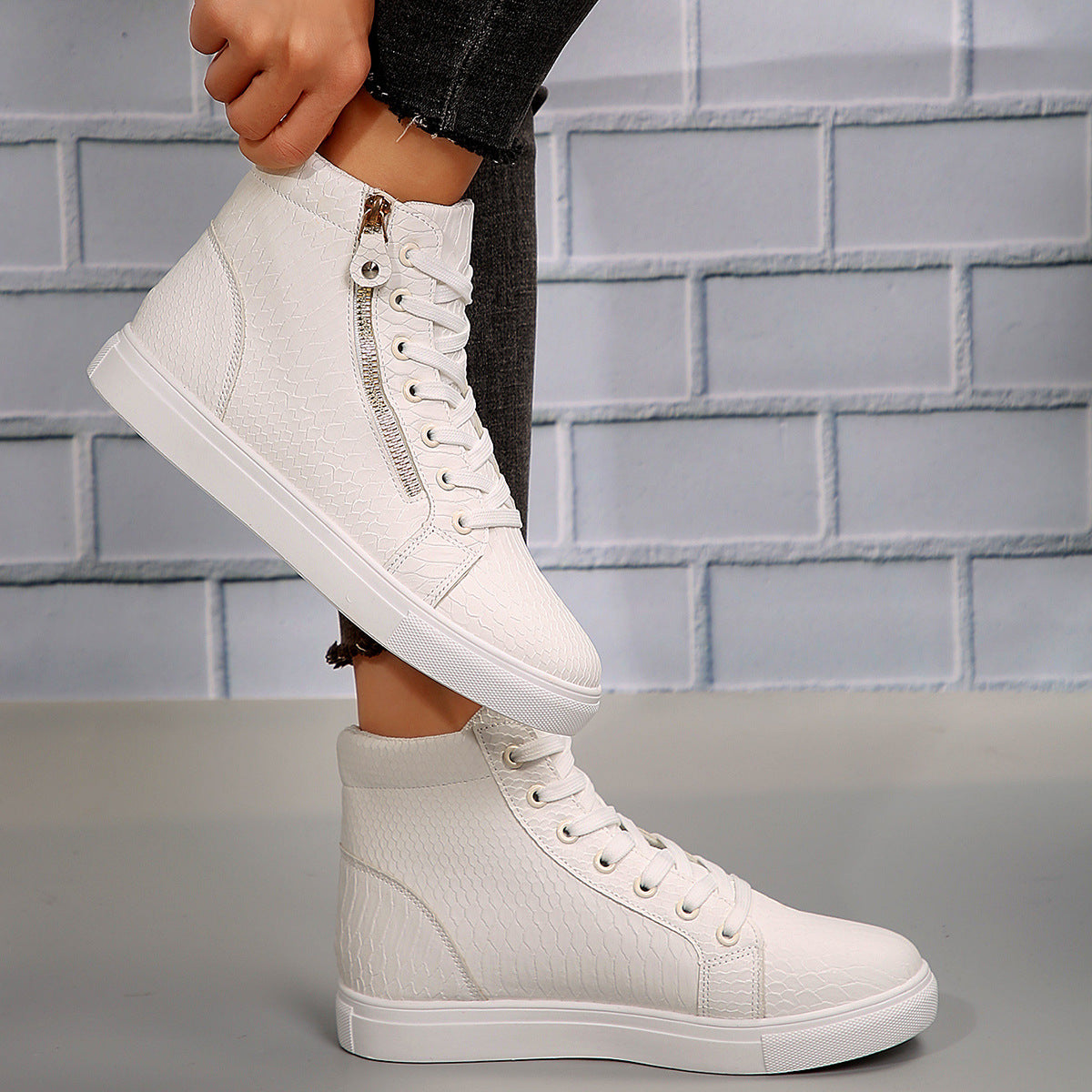 Daniella - Sneakers stylés avec fermeture éclair pour femmes