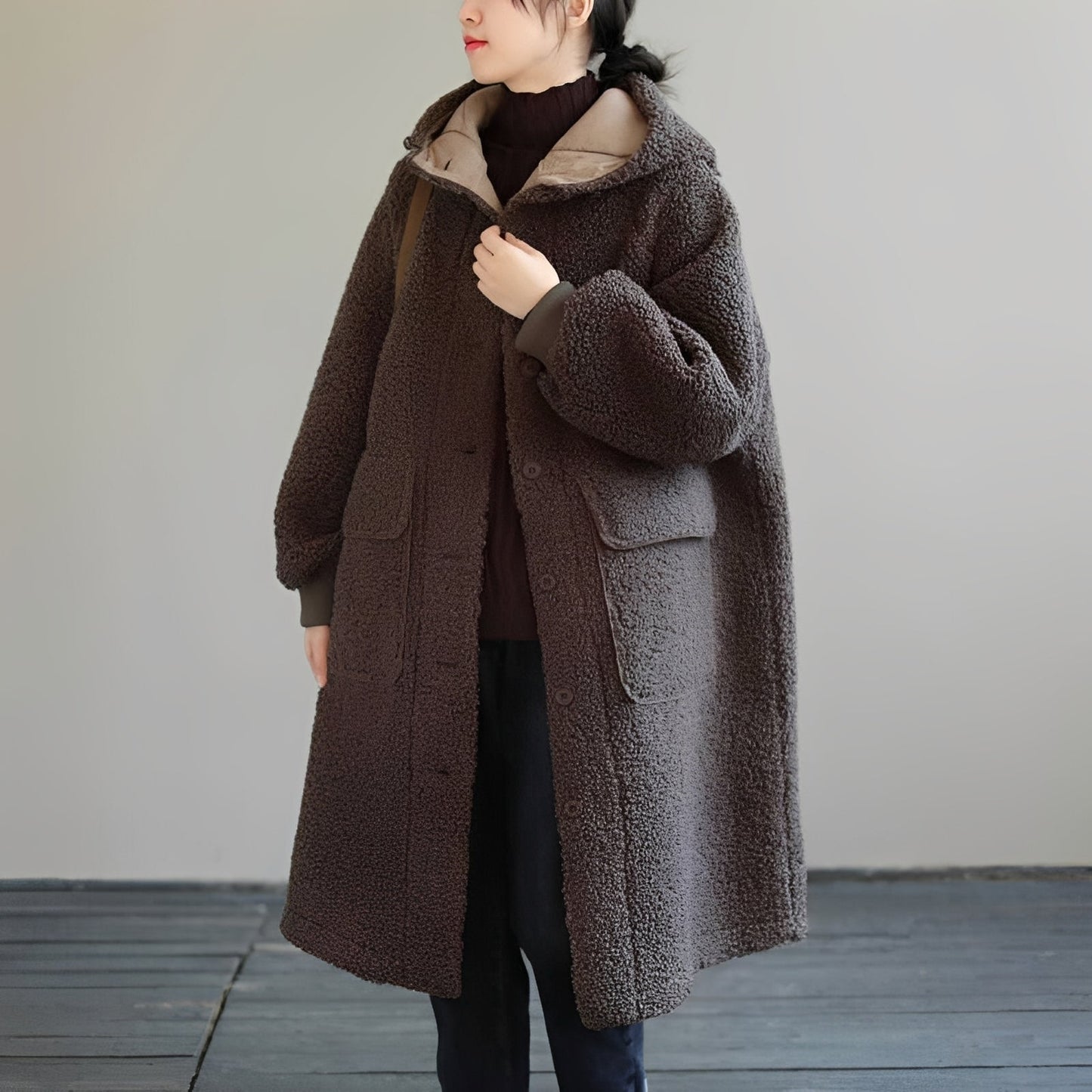 Sophie - Manteau en fausse fourrure ample avec capuche pour femmes