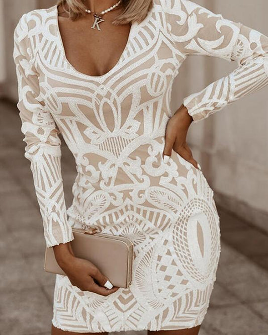 Adeline – Robe moulante mini avec décolleté en V