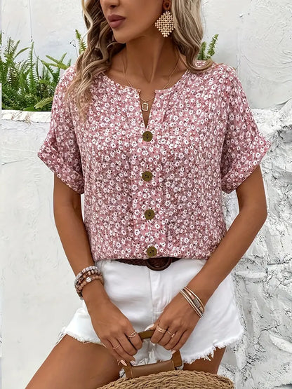 Lina – Short summer blouse with a feminine touch