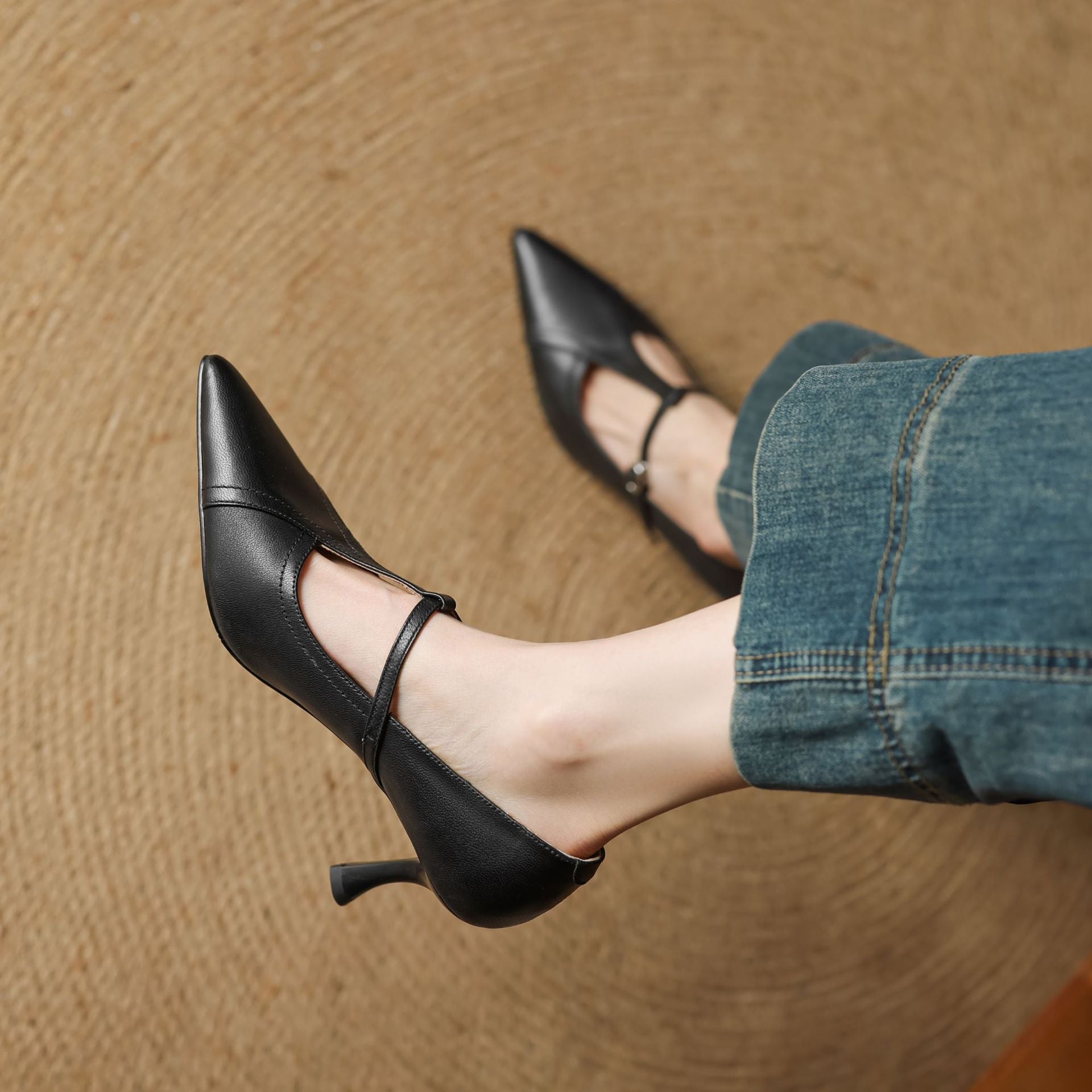 Ellis - Chaussures à Talon Élégantes avec Fermeture en T