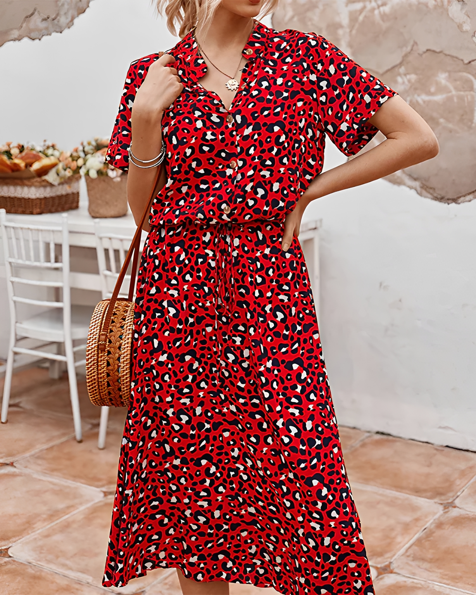 Shannon - Robe midi élégante à col en V