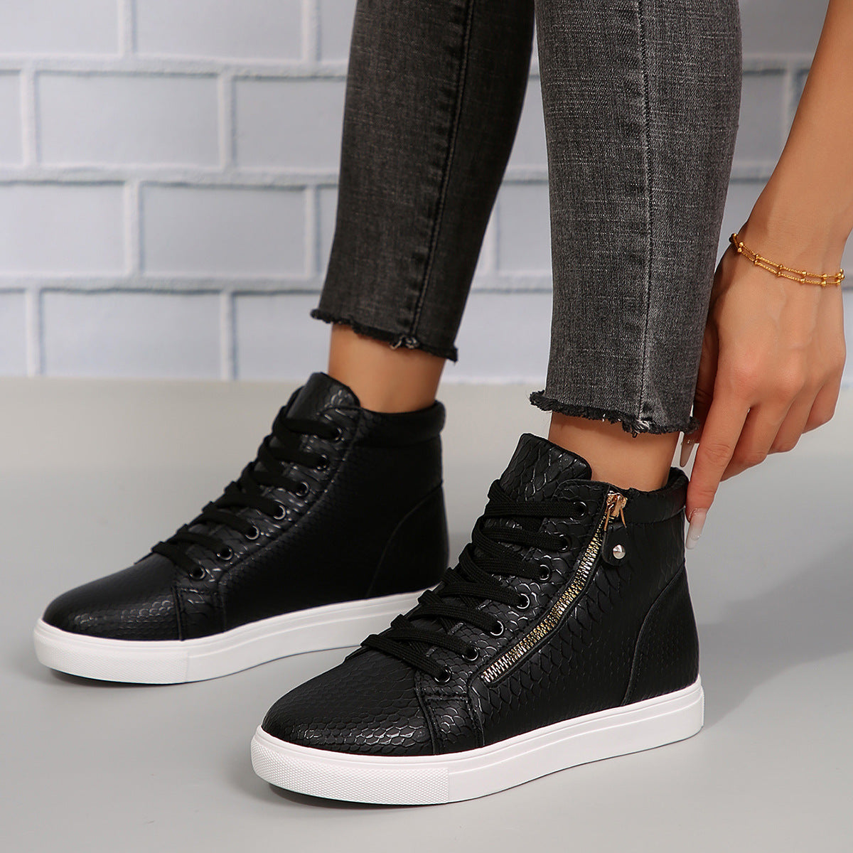 Daniella - Sneakers stylés avec fermeture éclair pour femmes