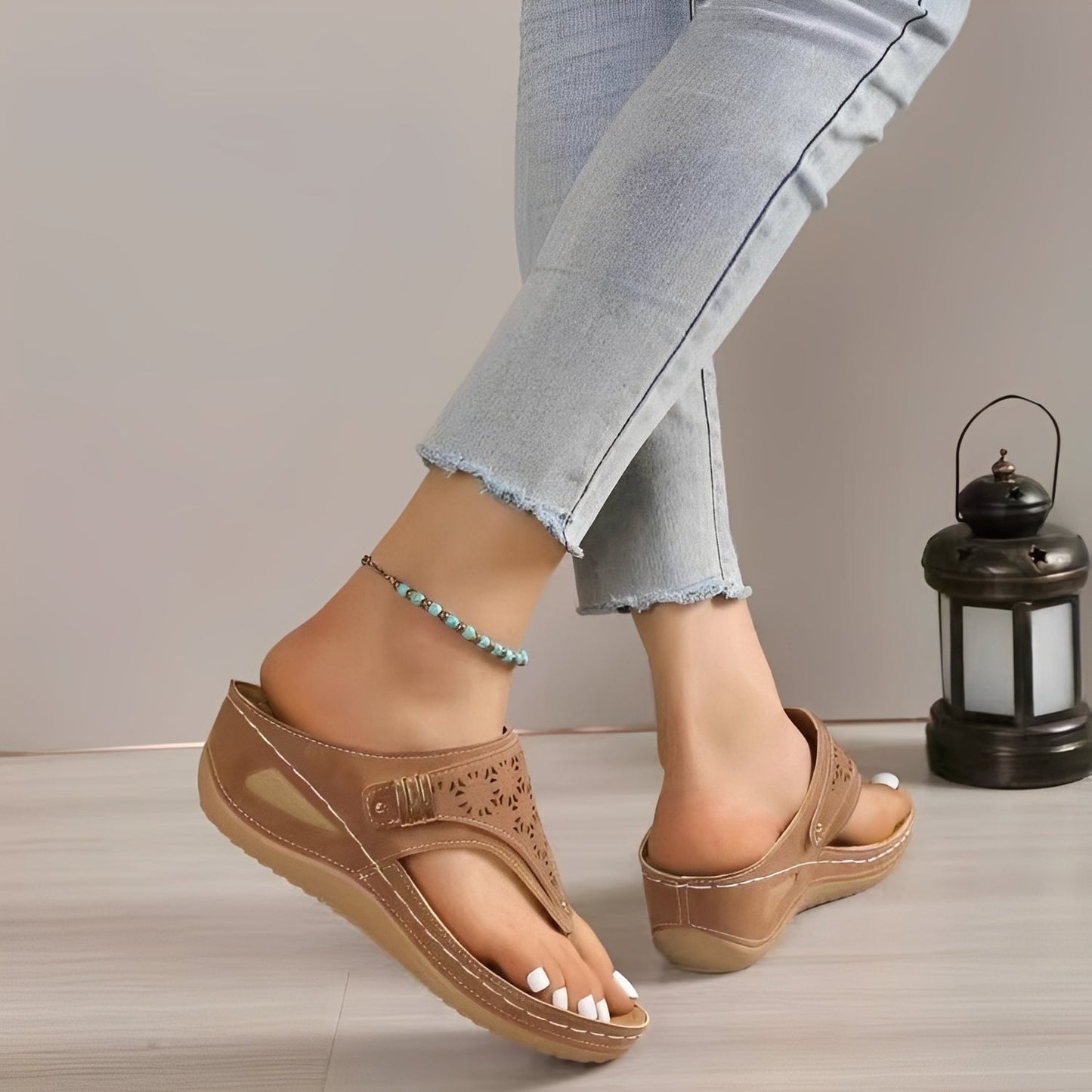 Jamie - Casual Roman-style sandals with wedge heel for women