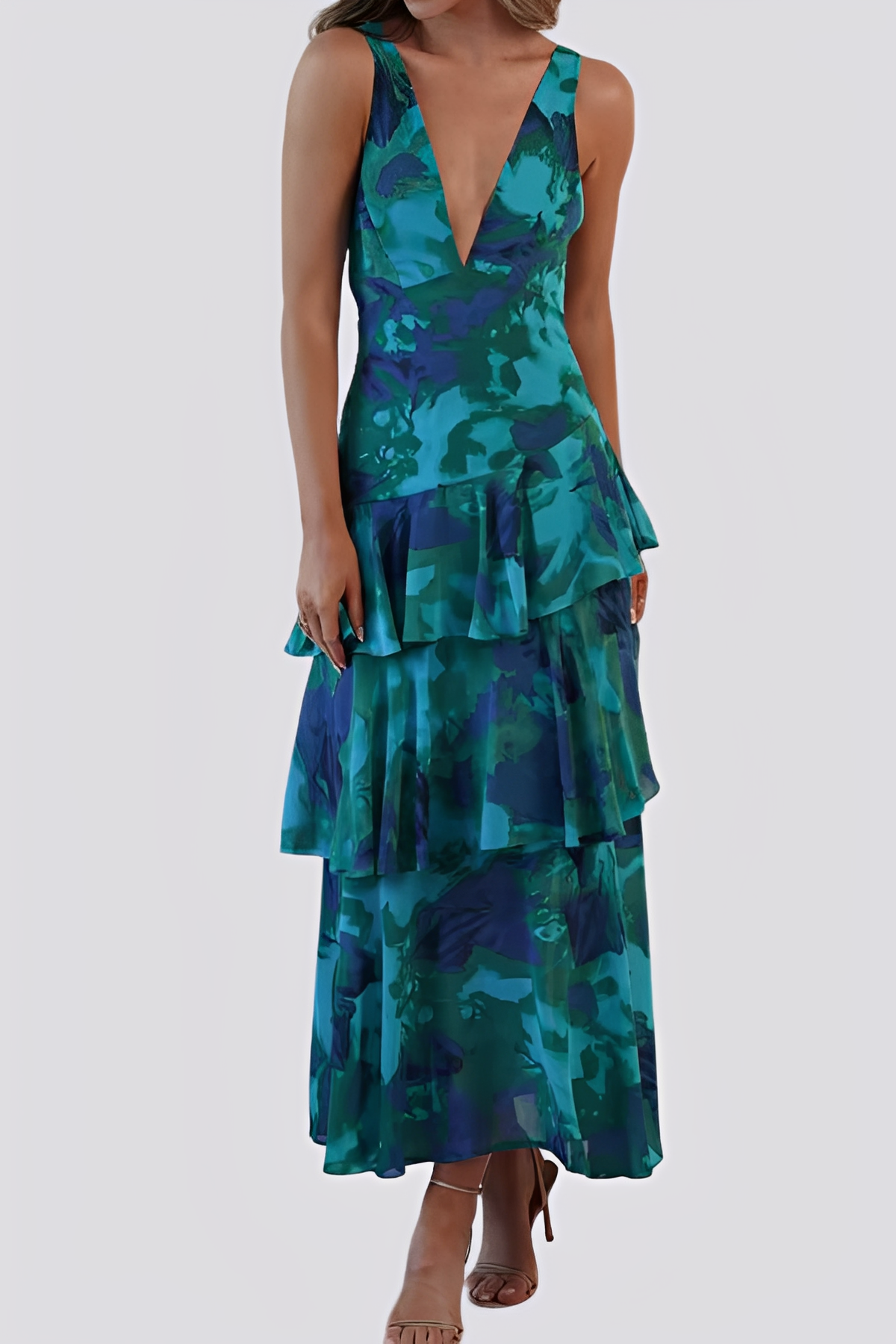 Tiffany - Elegantes langes Kleid mit Neckholderkragen für Damen