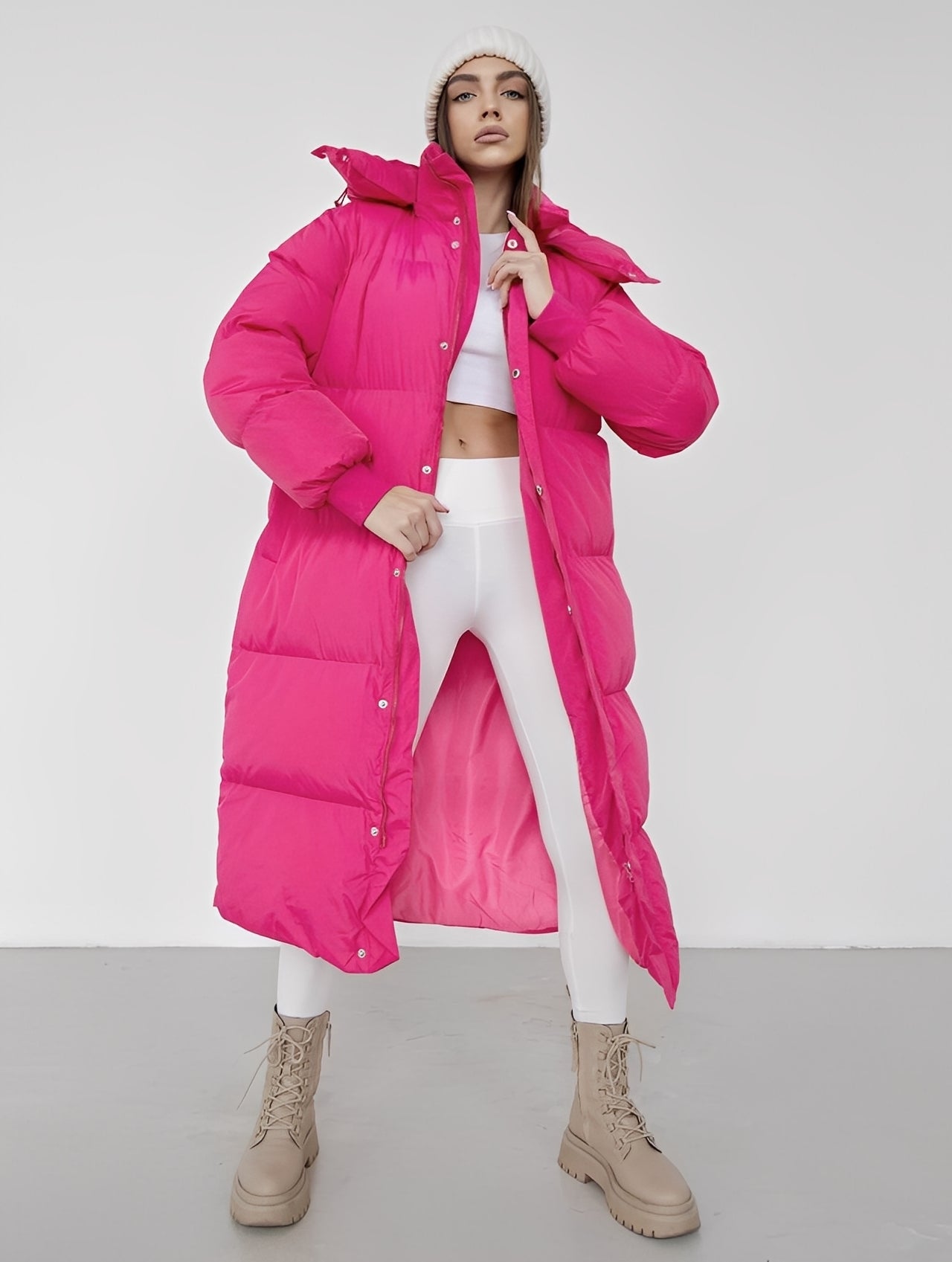 Eloise - Modern and loose jacket with hood for women