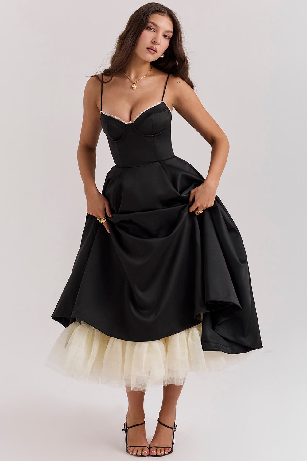 Leona - Elegant Satin Dress for Celebrations