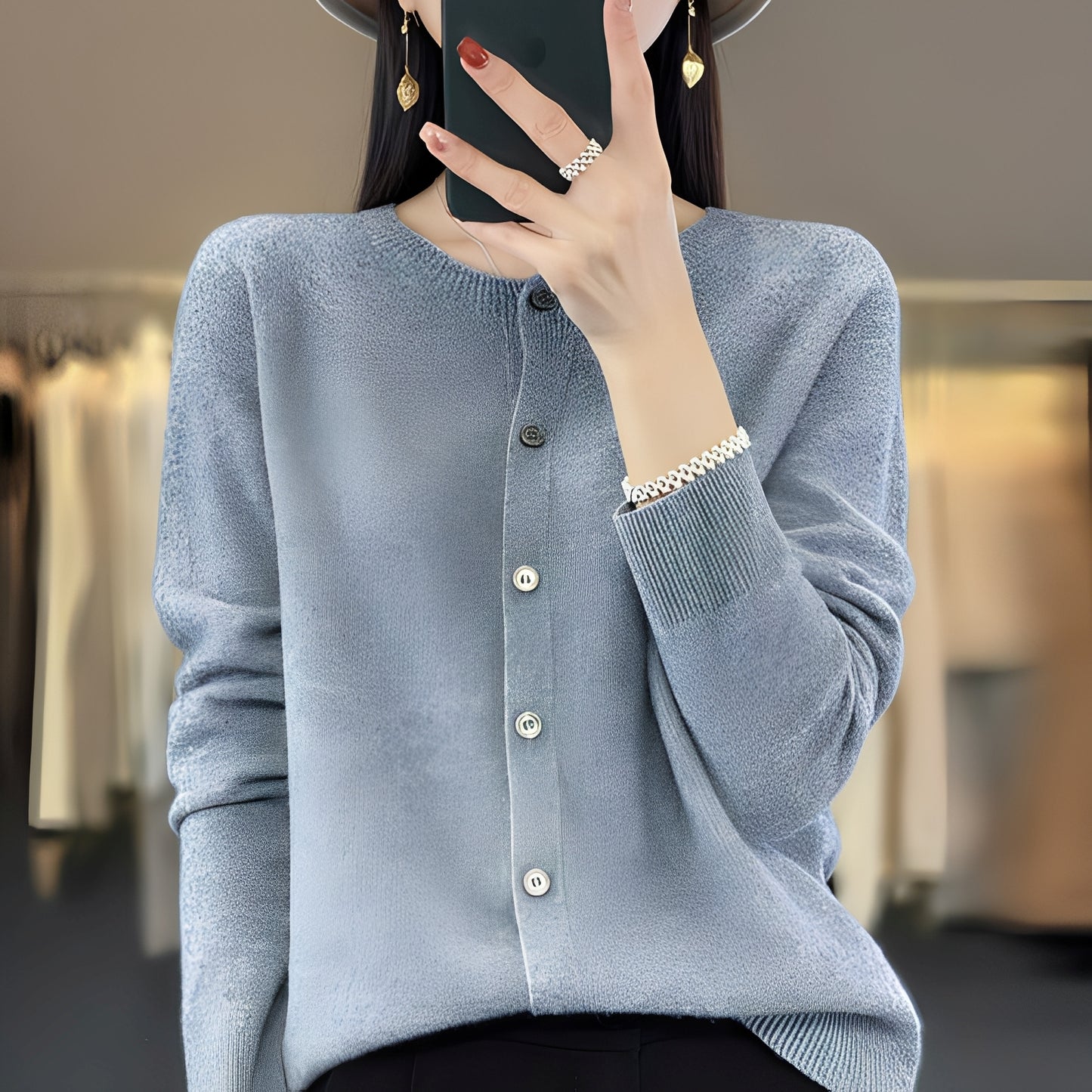 Haydée - Elegant buttoned sweater for women
