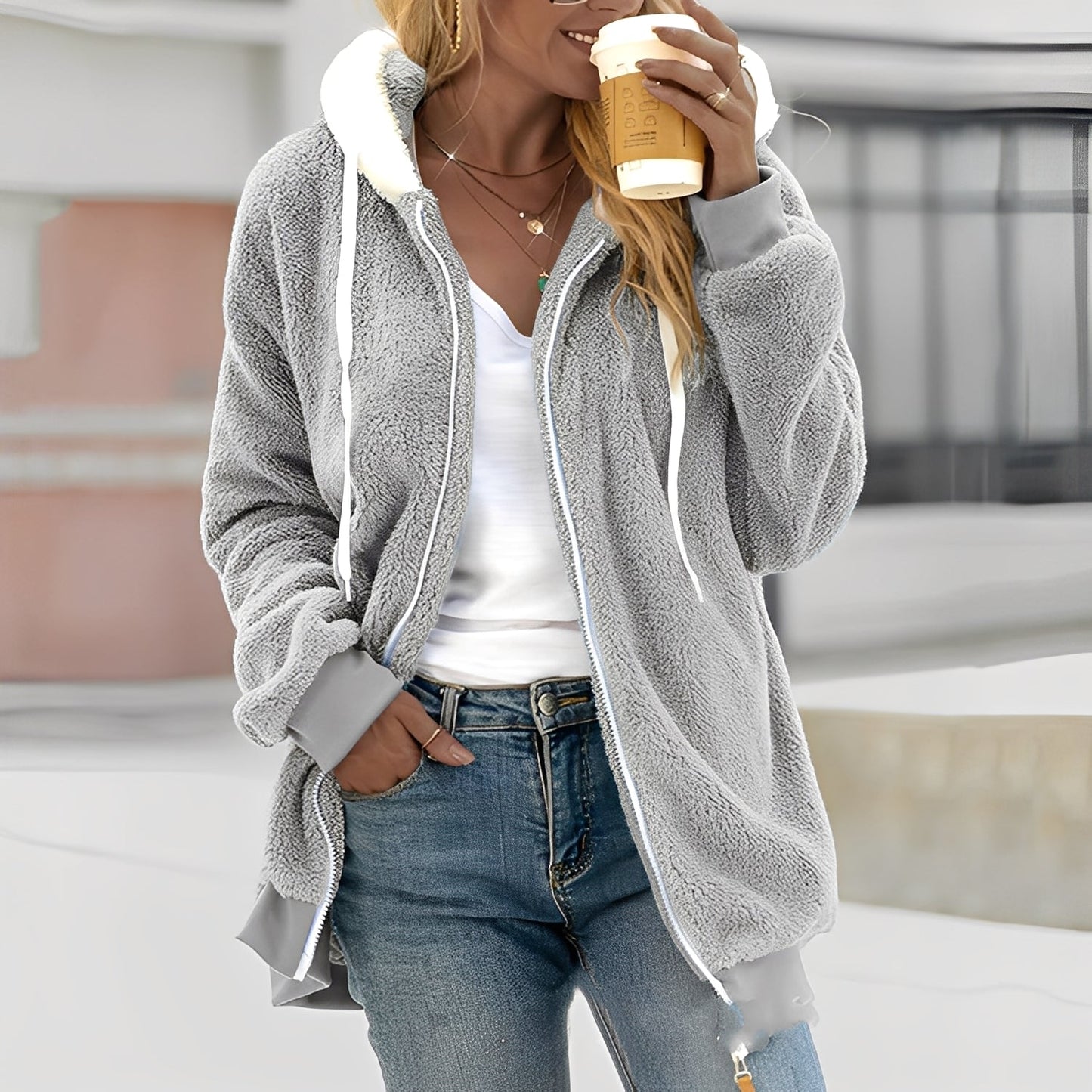 Rheanna - Doux manteau en polaire à capuche pour femmes