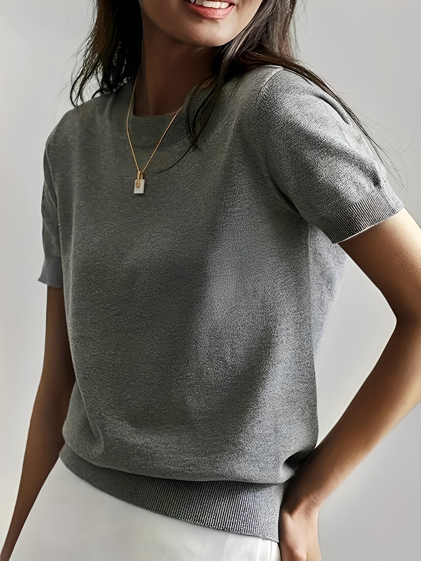 Molly - Blouse douce et relax à manches courtes pour femmes