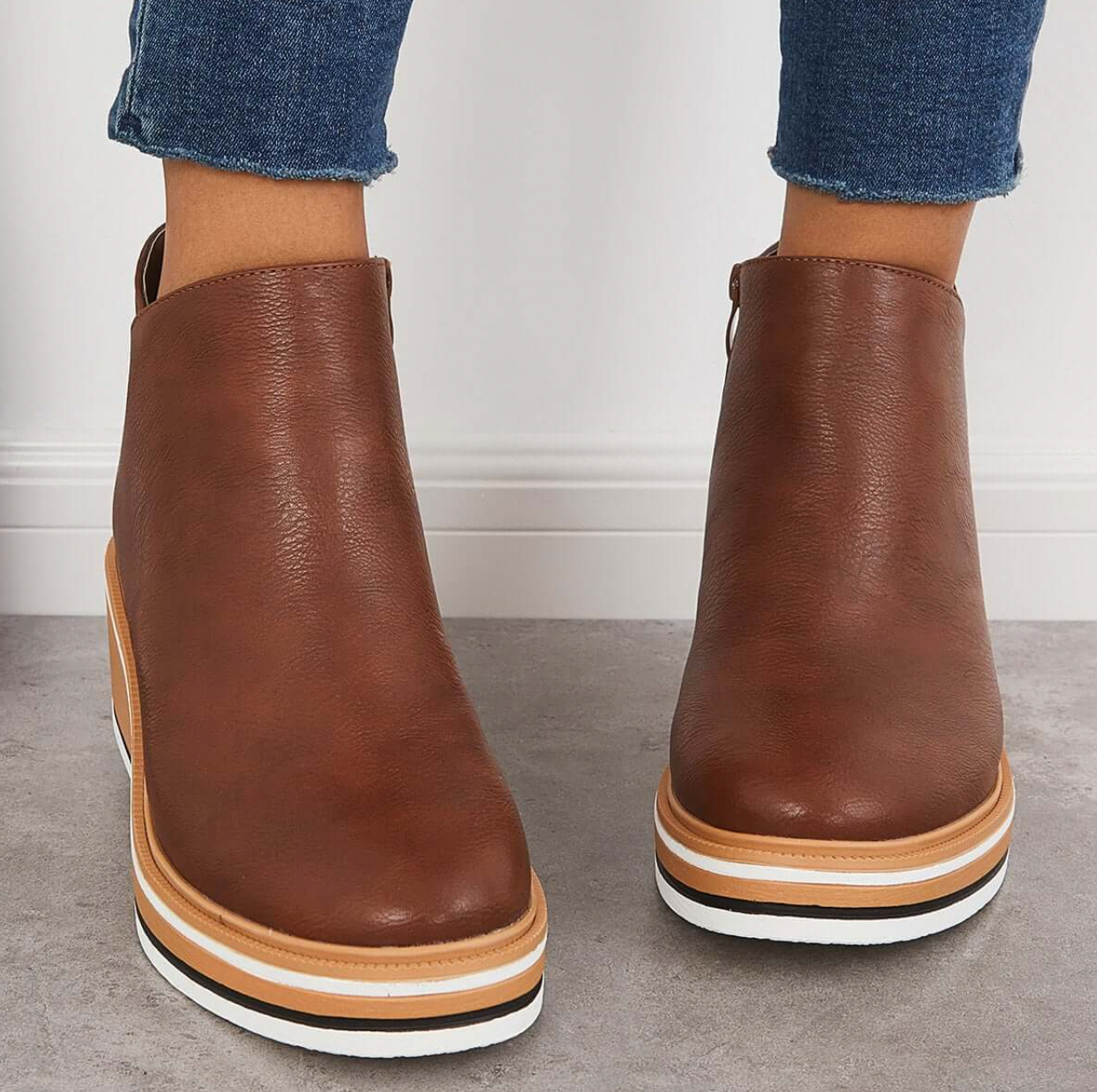 Mari Stella – Bottes en cuir élégantes avec coutures décoratives