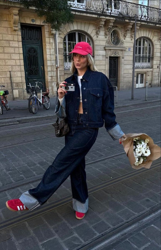 Clara – Ensemble Denim avec Veste Trucker & Jeans Taille Haute