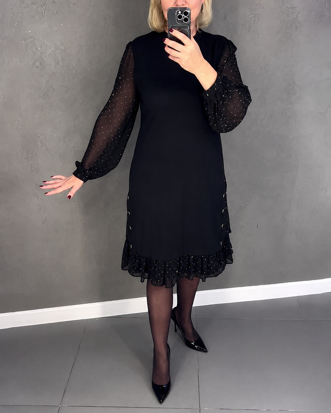 Gabriela - Élégante Robe à Pois à Manches Longues