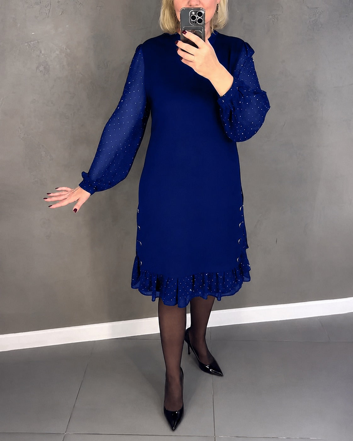 Gabriela - Élégante Robe à Pois à Manches Longues